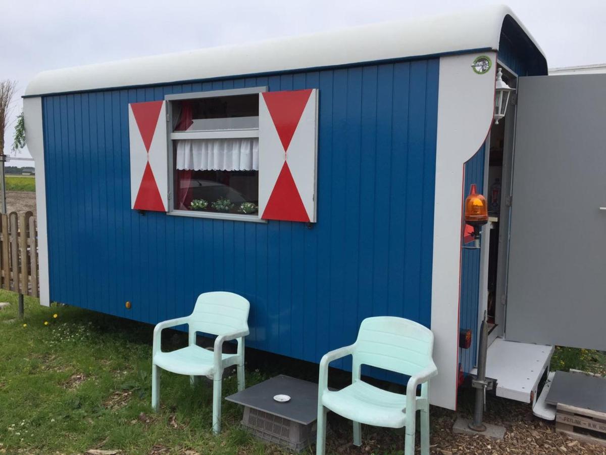 B&B Boerderij Rust, In Pipowagens! Den Helder Exterior foto